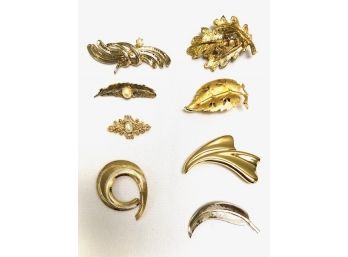 Collection Of 8 Vintage Goldtone Brooches