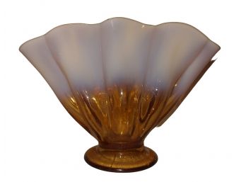 Vintage Fenton Art Deco Pink Creme Amber Scalloped Fan Vase