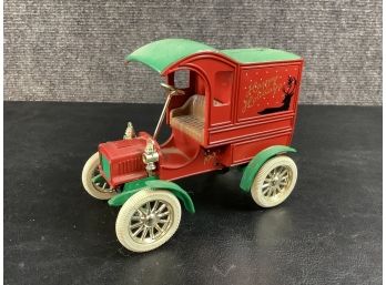 Ertl Replica 1905 Ford's First Delivery Car Happy Holidays Coin Bank