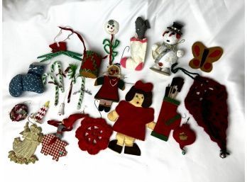 Sweet Collection Of Vintage Christmas Tree Ornaments, Many Handmade