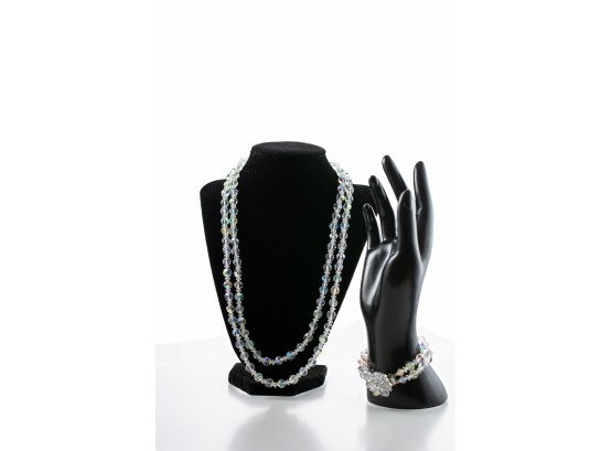 Set Opalescent Beaded Necklace &  Matching Bracelet