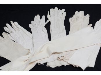 LOT(1)  Antique Women's  Kidskin Gloves