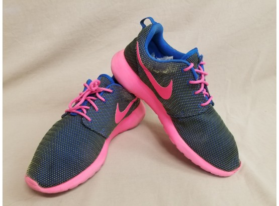 Women's Nike Neon Pink And Blue Mesh And Canvas Running Shoes Size 9.5