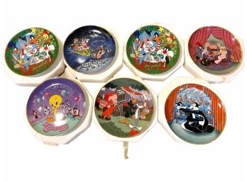(7) Limited Edition, 8' Warner Brothers Co' Looney Tunes Collectable Plates.