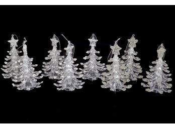 8 Beautiful Christmas Tree Ornaments