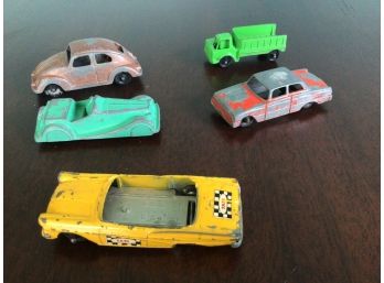 5 Vintage Diecast Vehicles Hubley Midgetoy Tootsie Toy
