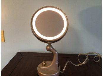 Conair Two-sided Magnifying Light Up Make Up Mirror
