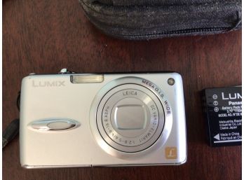 Panasonic Lumix DMC-FX01 Camera With Leica Lens
