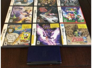 Nintendo DS Hand Held Game System With 10 Games