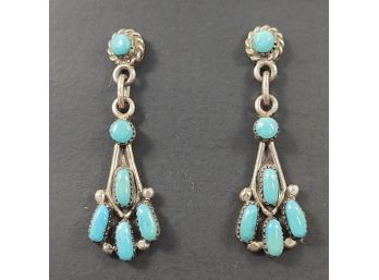VINTAGE ZUNI NATIVE AMERICAN STERLING SILVER NEEDLE POINT TURQUOISE EARRINGS