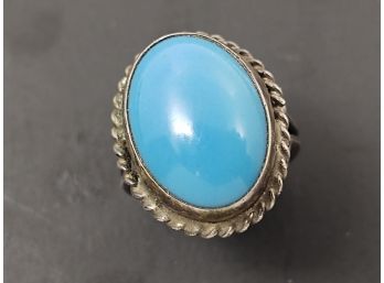 VINTAGE SOUTHWESTERN STERLING SILVER TURQUOISE RING
