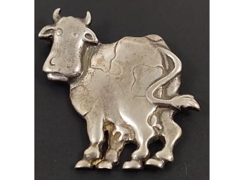 VINTAGE MEXICAN STERLING SILVER COW BROOCH
