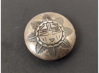 VINTAGE NATIVE AMERICAN STERLING SILVER SUNFACE BUTTON COVER