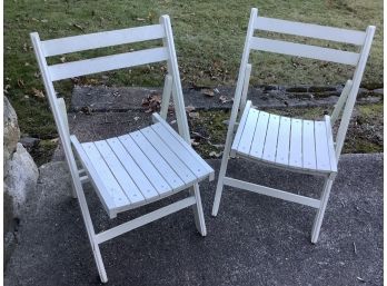 White  Wood Folding Chairs