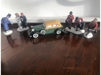 Dept 56 Accessories- Steppin' Out On The Town