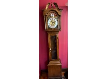Grandmother Clock 71'' Chimes 'tempus Fugit'.
