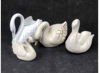 Swan Figures