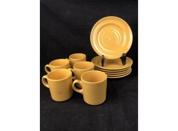 Lynns Stoneware Yellow Mug And Dish Set