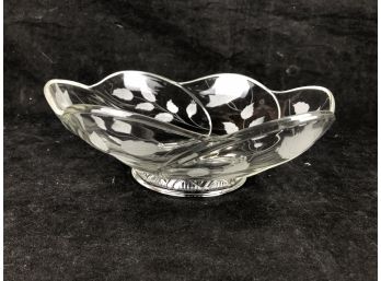 Leaf Etched Glass Serving Bowl