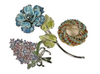 Lot 3 Vintage Flower And Wreath Brooches Enamel And Rhinestone
