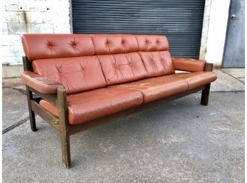 Vintage Ekornes Amigo Leather And Wood Sofa - Made In Norway