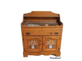 ANTIQUE DRY SINK HAND PAINTED  35'X18'X39'TALL