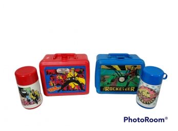 PAIR OF VINTAGE PLASTIC LUNCHBOXES WITH THERMOS, DICK TRACY, THE ROCKETEER