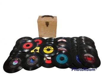 HUGE LOT OF 60  EP 45 RECORDS, CHUCK BERRY, ELVIS, FRANKIE AVALON, THE EVERLY BROTHERS AND MORE