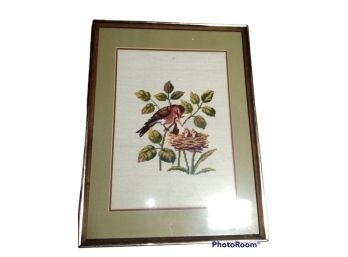 VINTAGE 1980 FRAMED NEEDLE POINT OF A BIRD