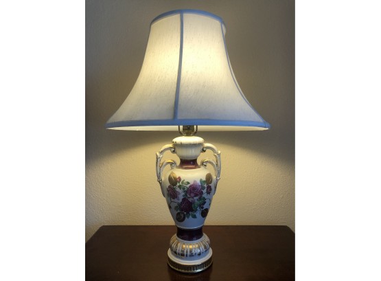 Antique Procelain Lamp With Roses Br2