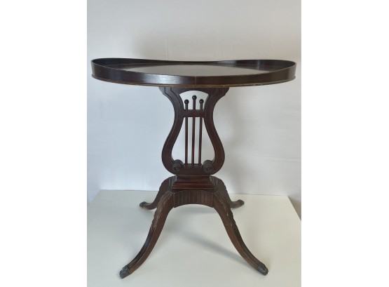 Lovely Oval Accent Table Ptw