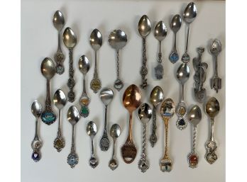 Lot Of 24 Souvenir Spoons Ptw