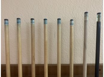 Set Of Pool Cues With Bridge, Rack, Chalk And Extra Tips Bsw