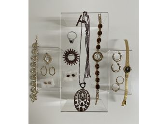 12 Lovely Pieces Of Jewelry With Walton Watch Bsw