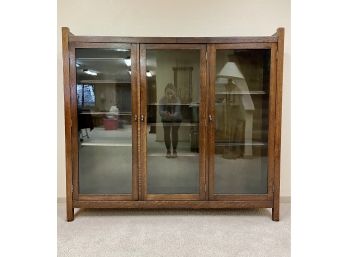 Beautifully Refinished Oak Wood Display Cabinet With Glass Front B
