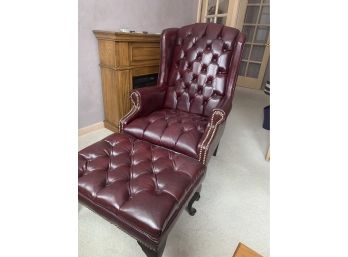 Lovely Leather Chair And Ottoman Lr