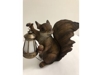 Solar Powered Resin Squirrel With Lantern Bfr