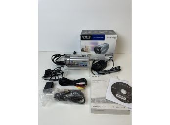 Sony Dcr-sx85 Handy Cam With Accessories