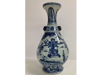 Lovely Blue And White Glazed Chinese Porcelain Vase