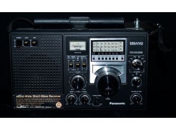 Panasonic RF-2200 8 Band Short Wave Receiver