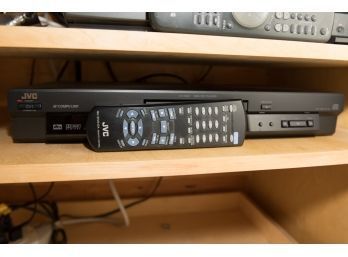 JVC DVD/CD Player With Remote