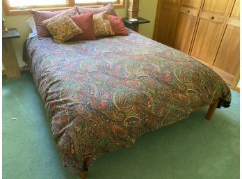Queen Sized Platform Bed With Bedding