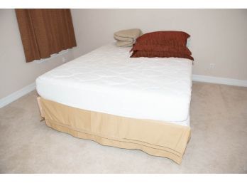 Tempur-Pedic Queen Size Bed With Bedding