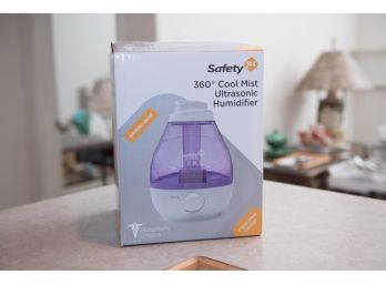 Safety 1st Ultrasonic Humidifier