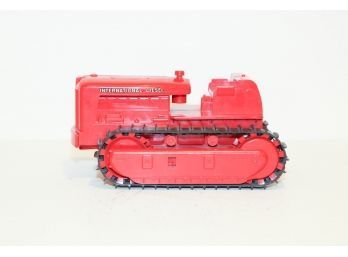 Product Miniatures TD-24 International Harvester Crawler Tractor