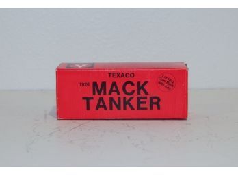 1985 ERTL 1926 Mack Tanker Replica Bank By Texaco