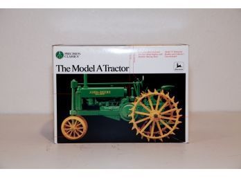 1990 ERTL Precision Classics The Model A John Deere Tractor 1/16th Scale