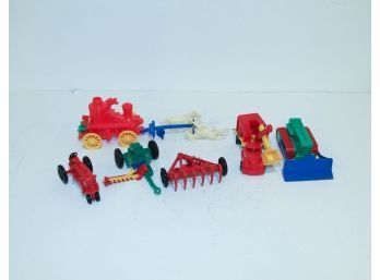 Plastic Farm Equipment And Horse Fire Pumper
