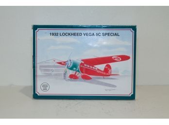 1992 1932 Lockheed Vega 5 C Special Coin Bank Conoco Aviation
