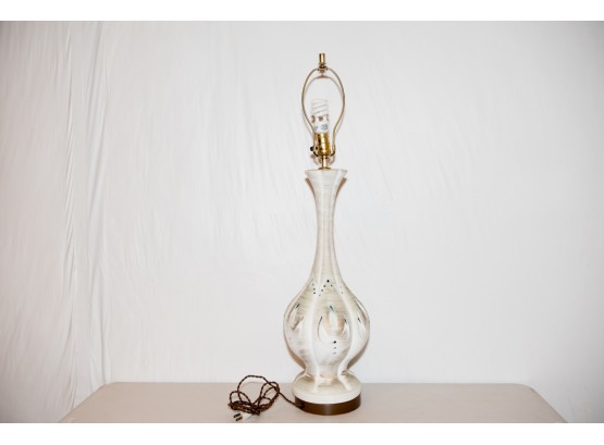 Vase Shape Art Pottery Table Lamp On Walnut Base